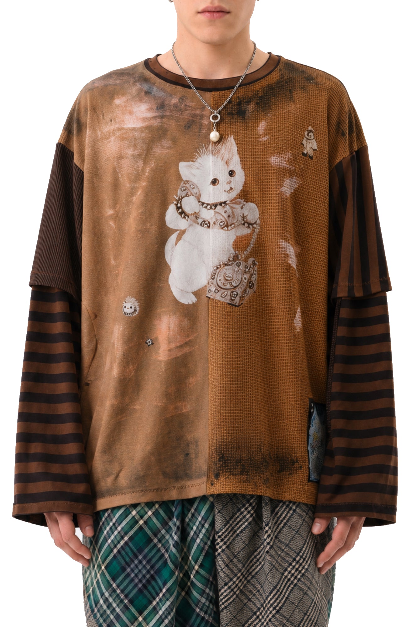 T-shirt Castaneda