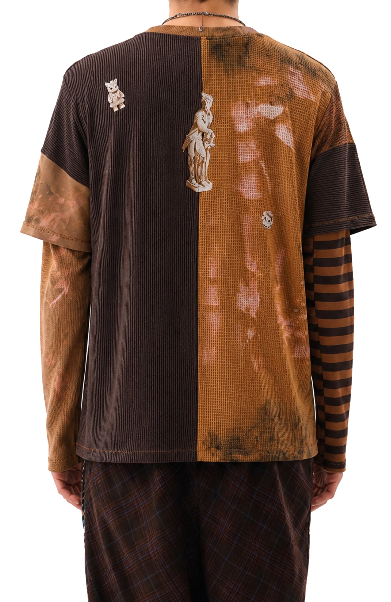 T-shirt Castaneda